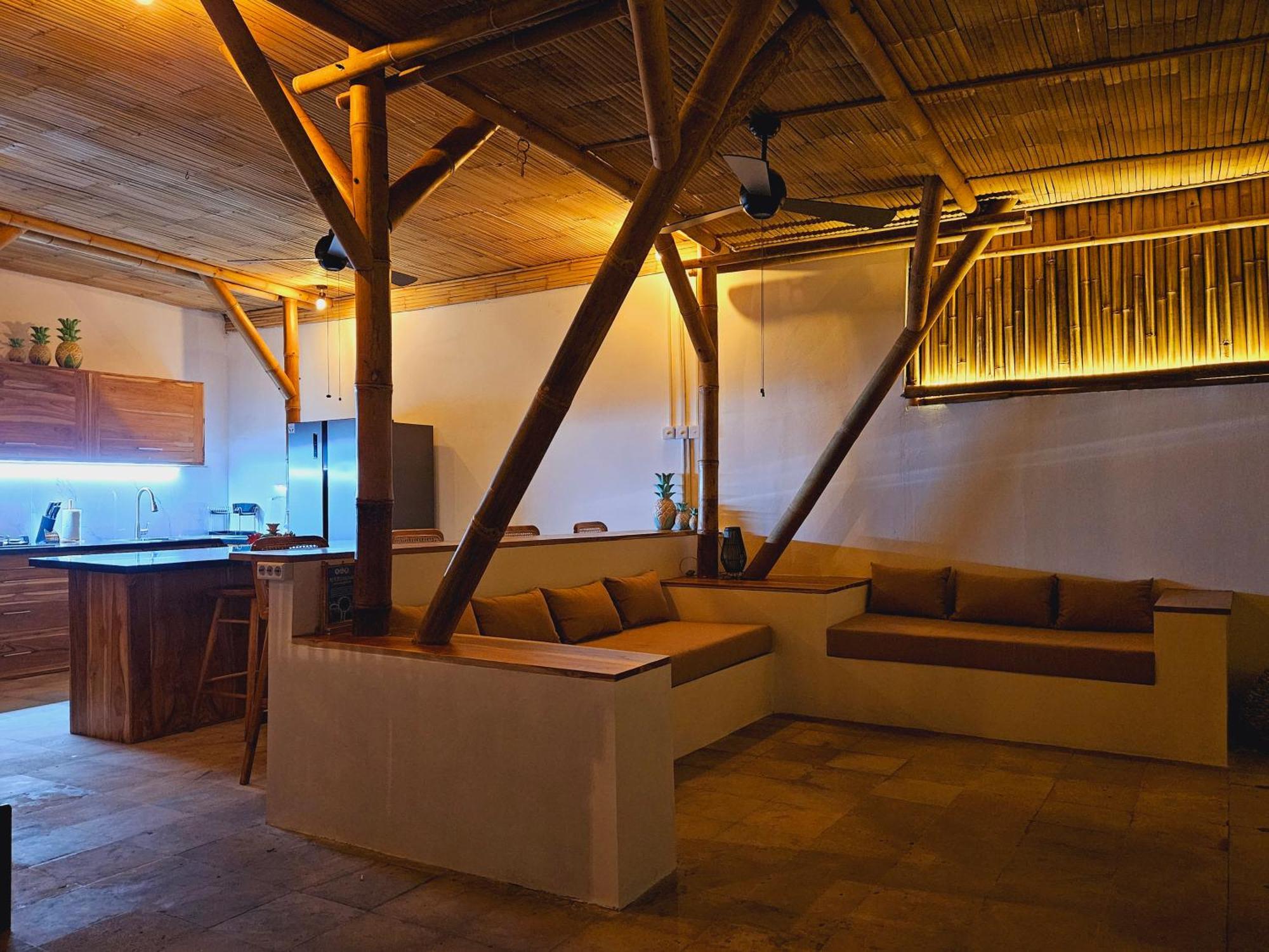 Апарт отель Morgan House Kuta  Экстерьер фото